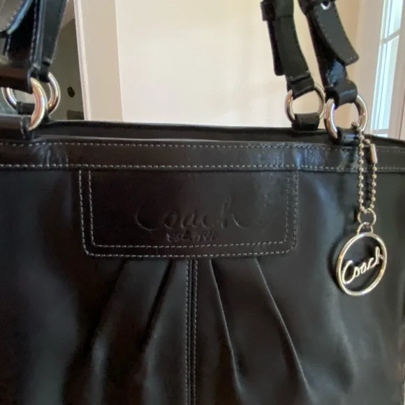 Coach East West Gallery Tote Leather Bag - Picture 2 of 16
